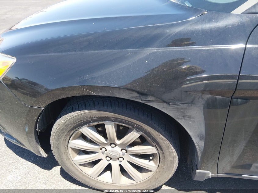 2014 Chrysler 200 VIN 1C3CCBBG5EN113953 IAAI salvage auction — NORMAL WEAR, Salvage Title, sold $300 on 2026-07-24 (photo 6)