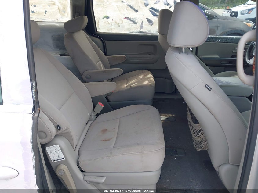 2015 Kia SEDONA VIN KNDMA5C1XF6014669 IAAI salvage auction — NORMAL WEAR, Salvage Title, sold $1,000 on 2026-07-29 (photo 8)