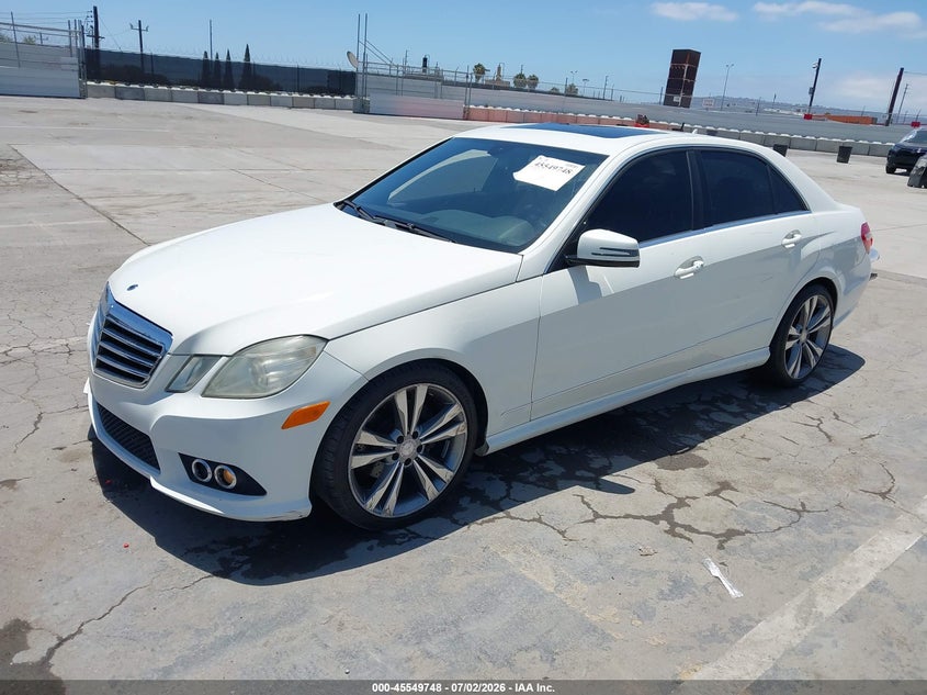 2010 Mercedes-benz E-class VIN WDDHF5GB7AA023749 IAAI salvage auction — SIDE, Salvage (California), sold $1,300 on 2026-07-29 (photo 2)