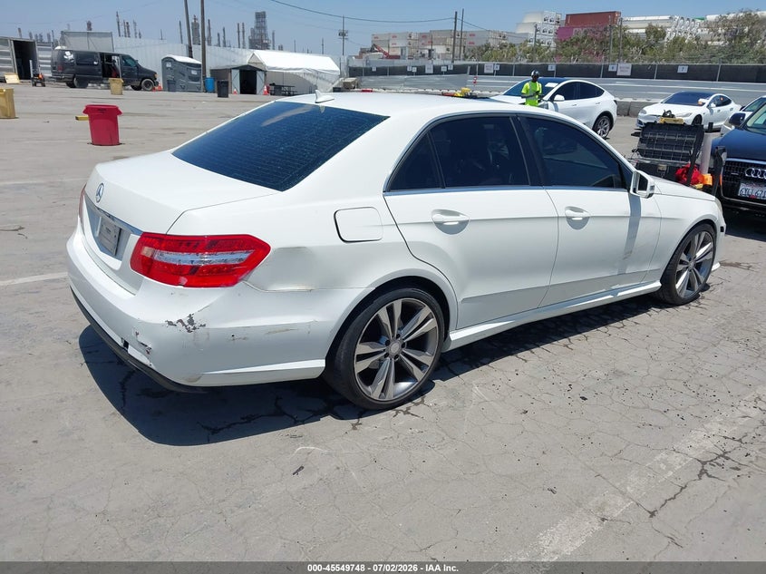 2010 Mercedes-benz E-class VIN WDDHF5GB7AA023749 IAAI salvage auction — SIDE, Salvage (California), sold $1,300 on 2026-07-29 (photo 4)
