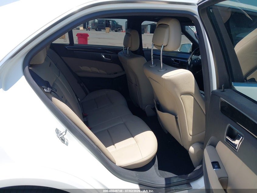 2010 Mercedes-benz E-class VIN WDDHF5GB7AA023749 IAAI salvage auction — SIDE, Salvage (California), sold $1,300 on 2026-07-29 (photo 8)
