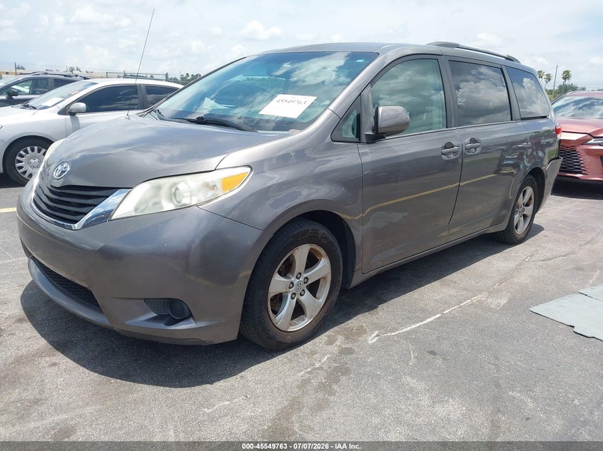 2014 Toyota Sienna VIN 5TDKK3DC6ES431049 IAAI salvage auction — REAR END, Rebuildable (Florida), sold $2,900 on 2026-07-30 (photo 2)