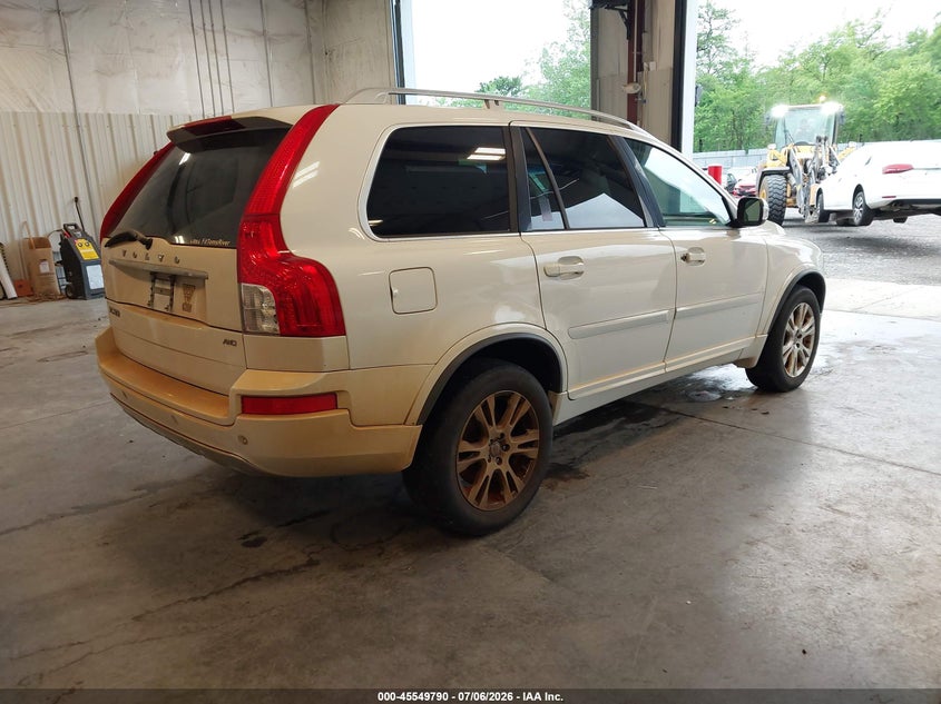 2013 Volvo Xc90 VIN YV4952CZ3D1645379 IAAI salvage auction — NORMAL WEAR, Wait Title, sold $600 on 2026-10-11 (photo 4)