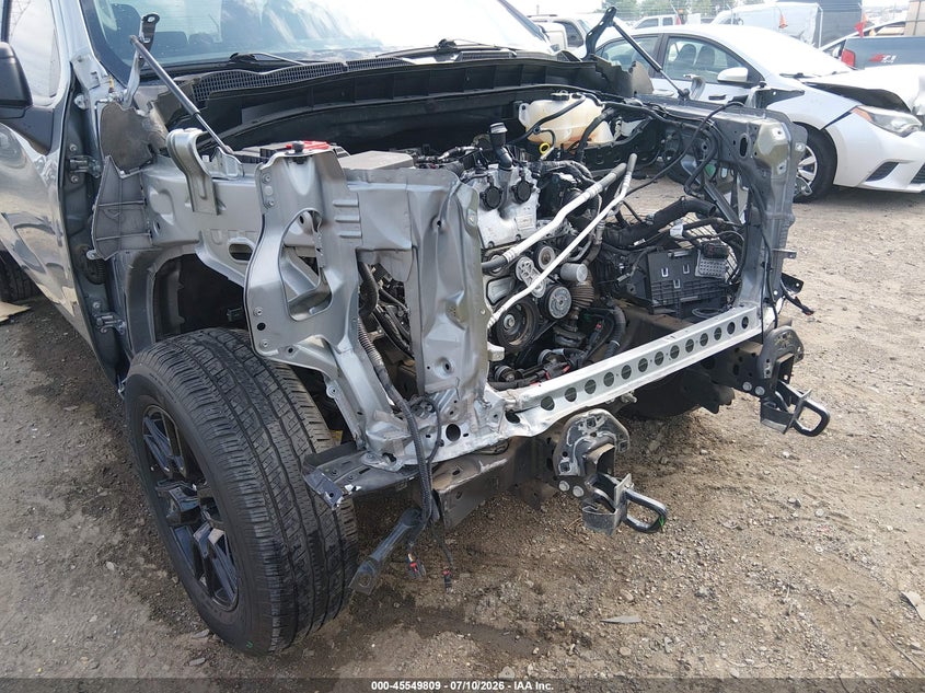 2024 Gmc SIERRA VIN 1GTRUAEK2RZ380334 IAAI salvage auction — FRONT END, Salvage Title, sold $9,400 on 2026-08-03 (photo 6)