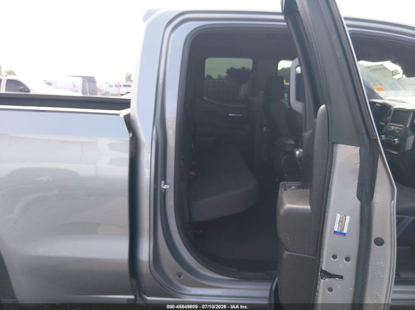 2024 Gmc SIERRA VIN 1GTRUAEK2RZ380334 IAAI salvage auction — FRONT END, Salvage Title, sold $9,400 on 2026-08-03 (photo 8)