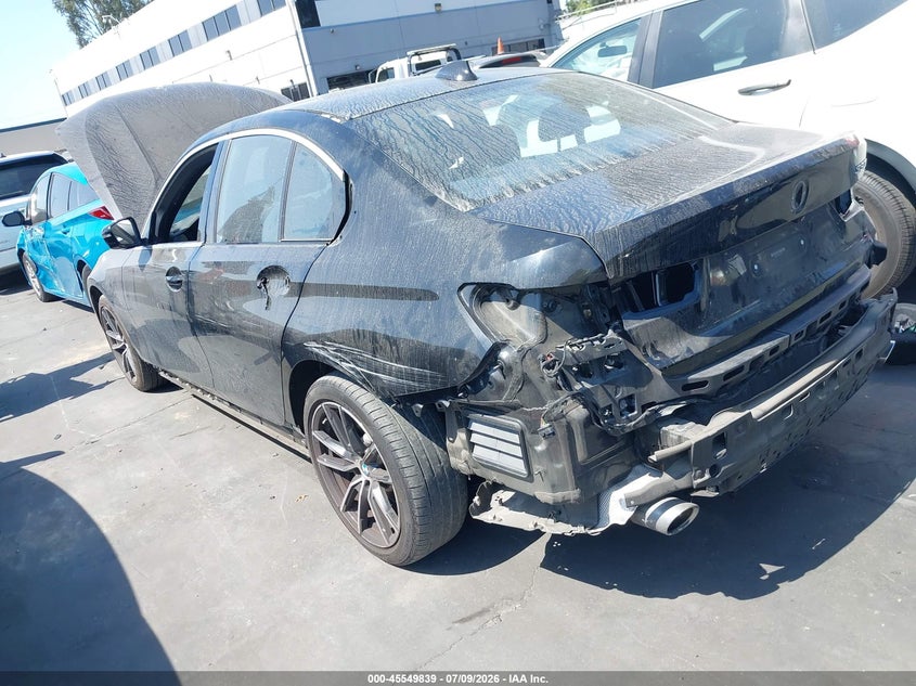 2019 BMW 3er VIN WBA5R1C5XKAJ99755 IAAI salvage auction — REAR END, Salvage Certificate (California), sold $9,500 on 2026-07-22 (photo 3)