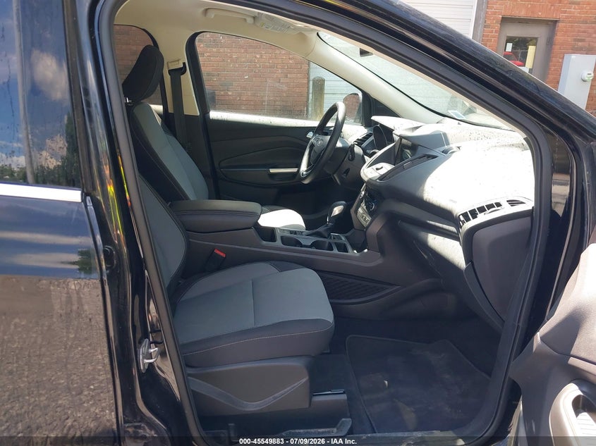 2019 Ford Escape VIN 1FMCU9GD3KUA36884 IAAI salvage auction — NORMAL WEAR, Sf97 (New York), sold $8,050 on 2026-08-20 (photo 5)