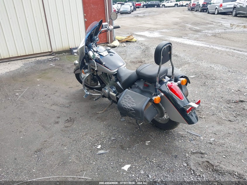 2004 Honda Vt750 VIN JH2RC503X4M004097 IAAI salvage auction — ENGINE DAMAGE, Salvage (Ohio), sold $400 on 2026-07-29 (photo 3)