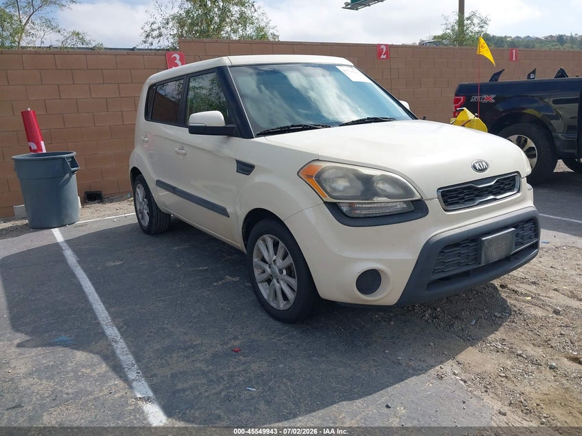 2013 Kia Soul VIN KNDJT2A64D7533489 IAAI salvage auction — NORMAL WEAR, Clear (California), sold $300 on 2026-07-29 (photo 1)