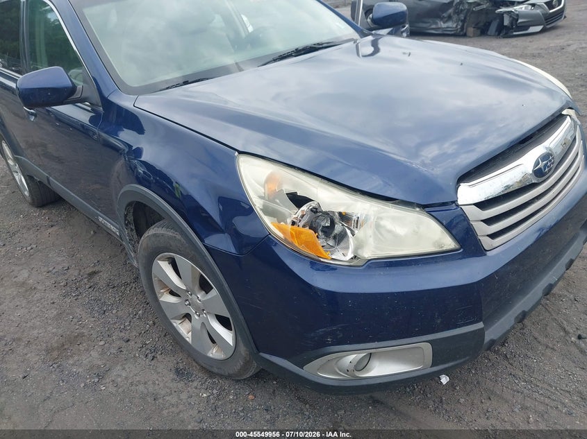2011 Subaru Outback VIN 4S4BRBCC7B3368818 IAAI salvage auction — FRONT & REAR, Salvage (Pennsylvania), sold $625 on 2026-07-18 (photo 6)