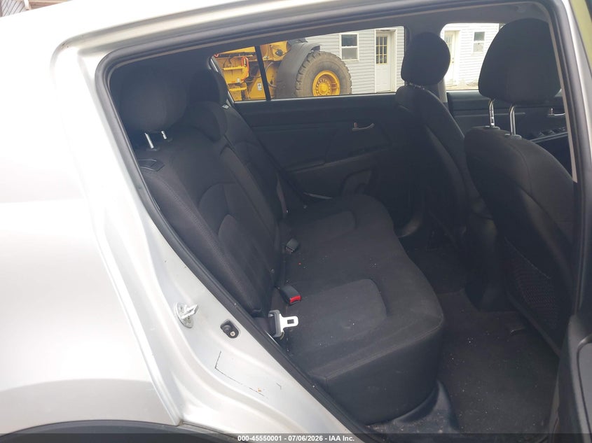 2012 Kia Sportage VIN KNDPBCA26C7309090 IAAI salvage auction — FRONT END, Salvage (Ohio), sold $925 on 2026-07-24 (photo 8)