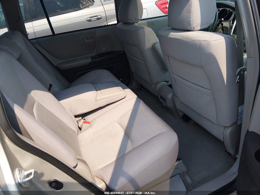 2006 Toyota Highlander hybrid VIN JTEEW21A260026787 IAAI salvage auction — NORMAL WEAR, Clear (Colorado), sold $450 on 2026-07-28 (photo 8)
