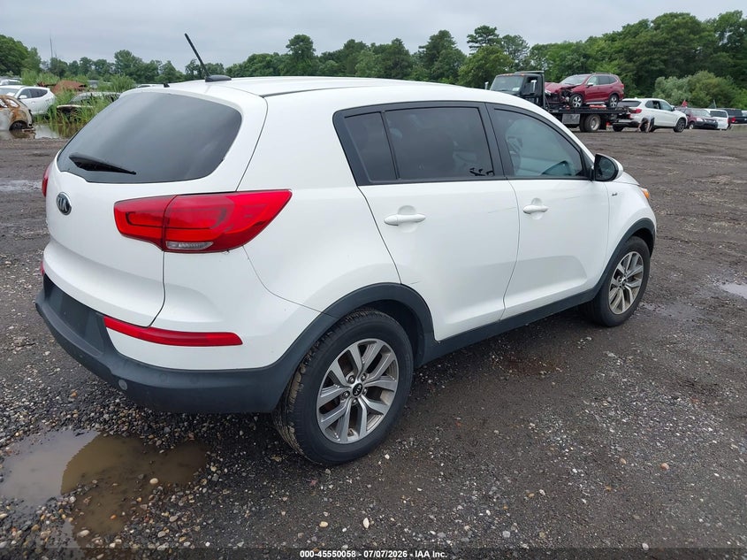2016 Kia Sportage VIN KNDPBCAC4G7834552 IAAI salvage auction — NORMAL WEAR, Clear (New York), sold $1,000 on 2026-07-14 (photo 4)