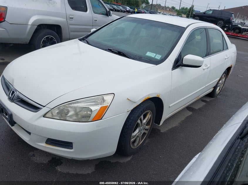 2007 Honda Accord VIN JHMCM56347C012322 IAAI salvage auction — NORMAL WEAR, Clear (New York), sold $300 on 2026-07-22 (photo 2)