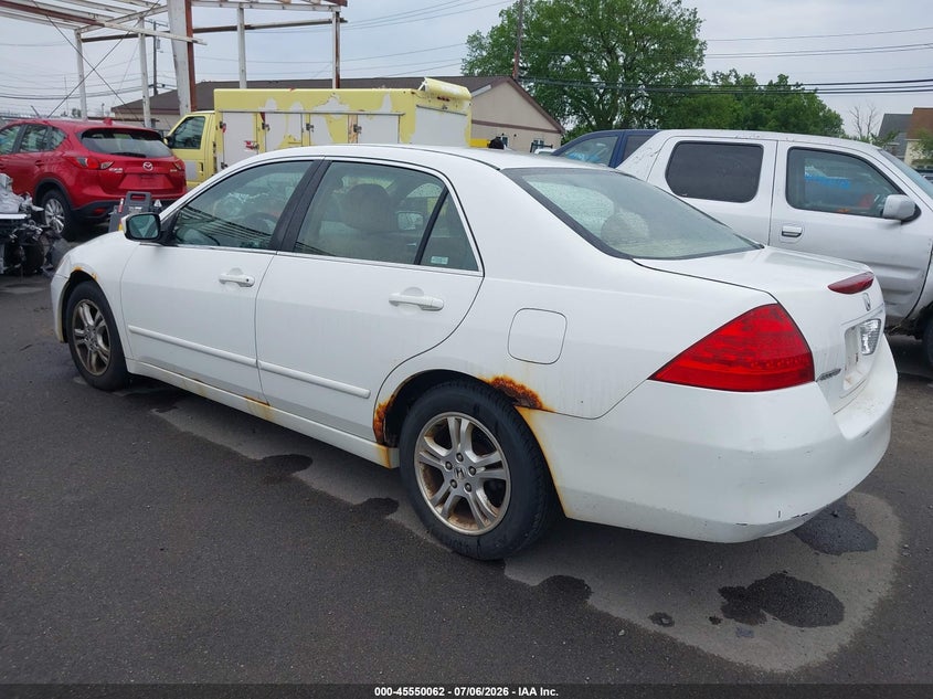 2007 Honda Accord VIN JHMCM56347C012322 IAAI salvage auction — NORMAL WEAR, Clear (New York), sold $300 on 2026-07-22 (photo 3)
