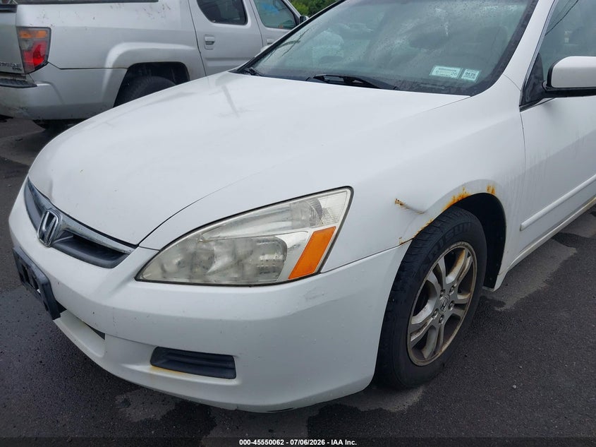 2007 Honda Accord VIN JHMCM56347C012322 IAAI salvage auction — NORMAL WEAR, Clear (New York), sold $300 on 2026-07-22 (photo 6)