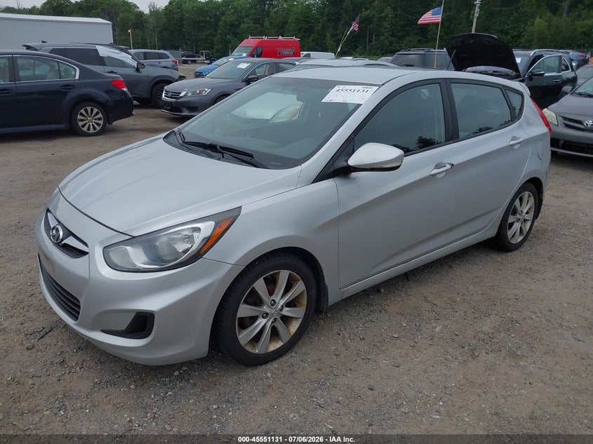 2013 Hyundai Accent VIN KMHCU5AE8DU069781 IAAI salvage auction — NORMAL WEAR, Clear (Massachusetts), sold $25 on 2026-07-10 (photo 2)