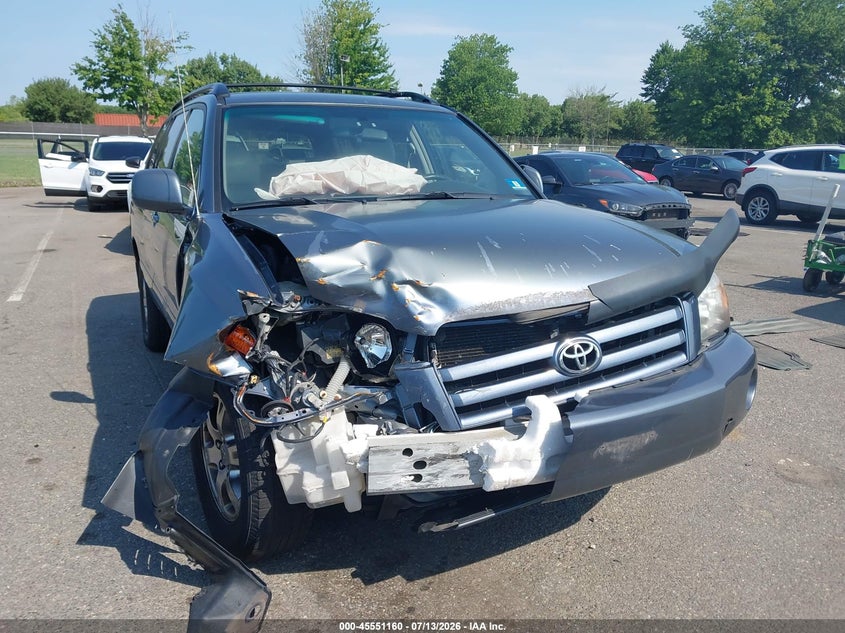 2004 Toyota Highlander VIN JTEDP21A840032907 IAAI salvage auction — RIGHT FRONT, Clear (New Jersey), sold $625 on 2026-07-27 (photo 6)