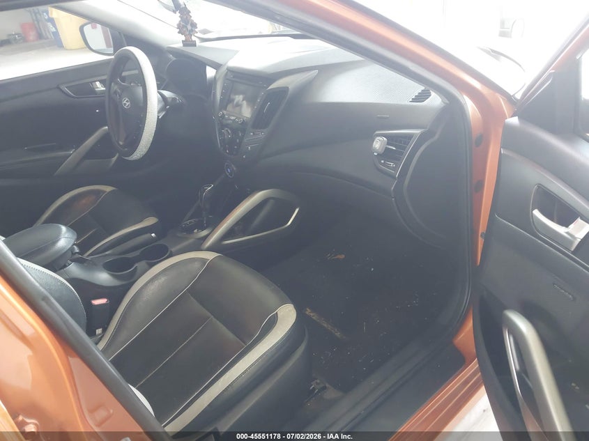 2013 Hyundai Veloster VIN KMHTC6AE5DU132814 IAAI salvage auction — NORMAL WEAR, Clear (Virginia), sold $975 on 2026-07-10 (photo 5)