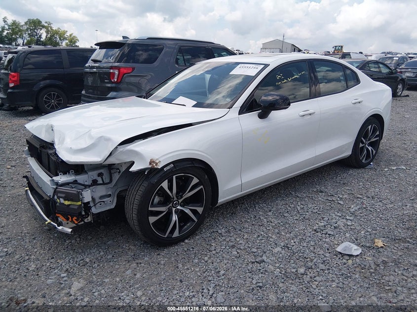 2024 Volvo S60 VIN 7JRL12FK1RG313241 IAAI salvage auction — FRONT END, Wait Title, sold $7,000 on 2026-08-23 (photo 2)