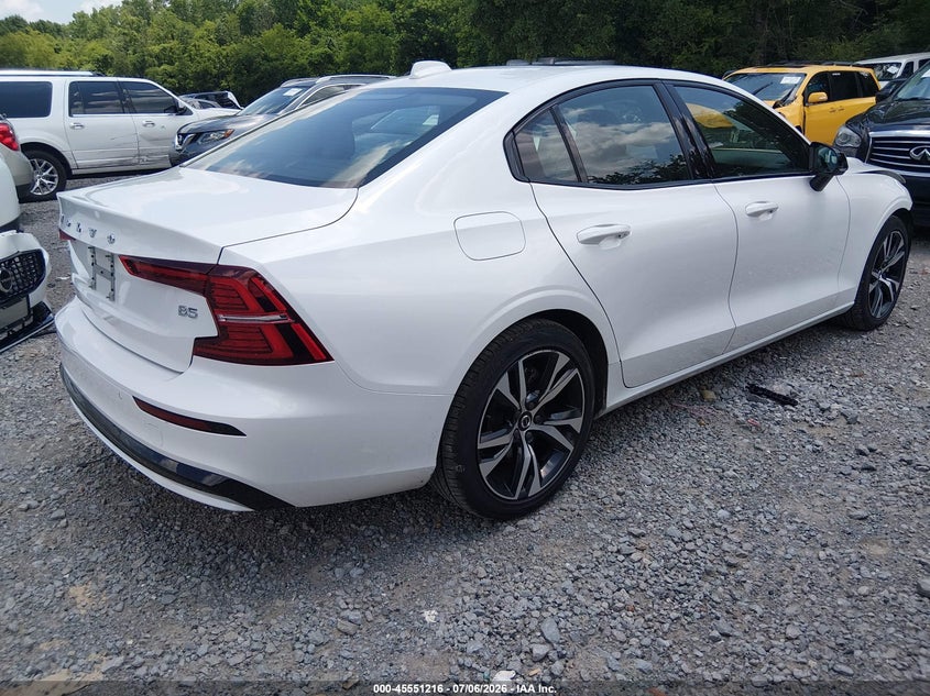 2024 Volvo S60 VIN 7JRL12FK1RG313241 IAAI salvage auction — FRONT END, Wait Title, sold $7,000 on 2026-08-23 (photo 4)