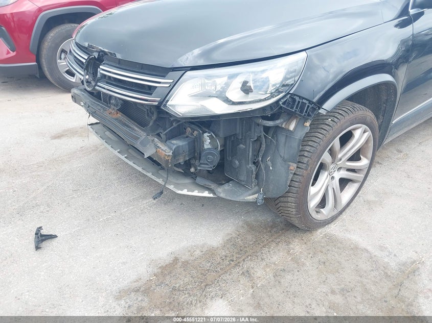 2016 Volkswagen Tiguan VIN WVGAV7AX5GW591939 IAAI salvage auction — FRONT END, Salvage (Ohio), sold $3,200 on 2026-07-24 (photo 6)