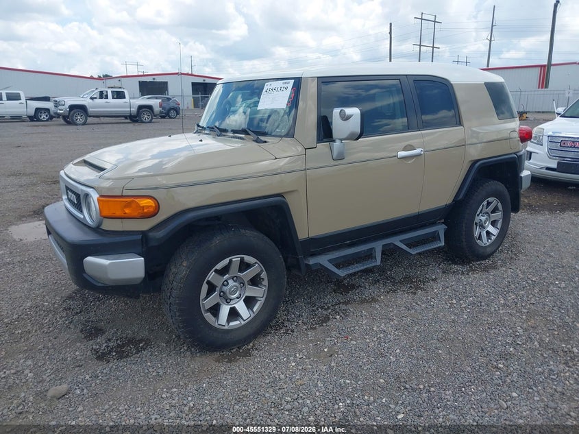 2014 Toyota Fj cruiser VIN JTEBU4BF8EK177831 IAAI salvage auction — WATER/FLOOD, Certificate Of Destruction (Louisiana), sold $8,100 on 2026-07-29 (photo 2)