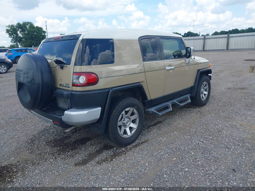 2014 Toyota Fj cruiser VIN JTEBU4BF8EK177831 IAAI salvage auction — WATER/FLOOD, Certificate Of Destruction (Louisiana), sold $8,100 on 2026-07-29 (photo 4)