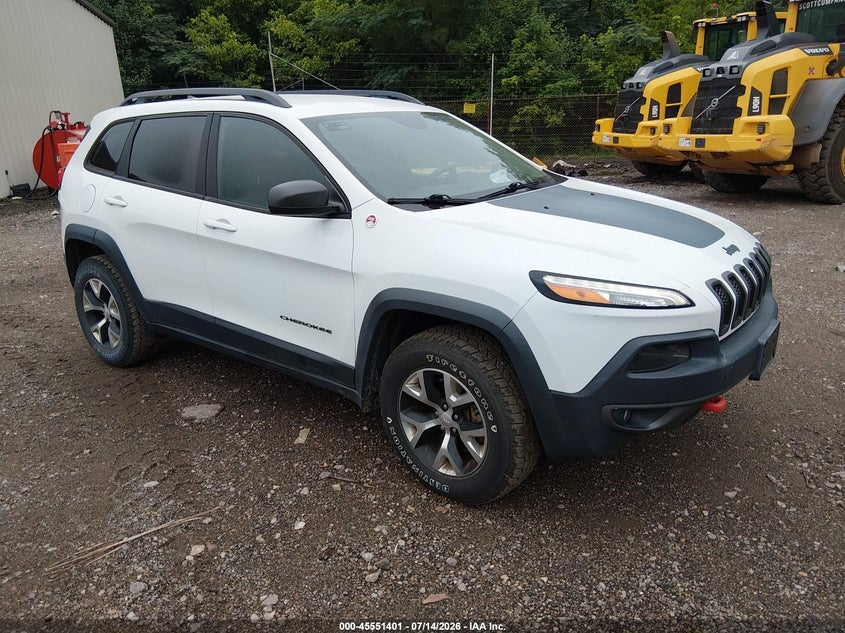 2017 Jeep Cherokee VIN 1C4PJMBB4HD239900 — IAAI salvage auction photo