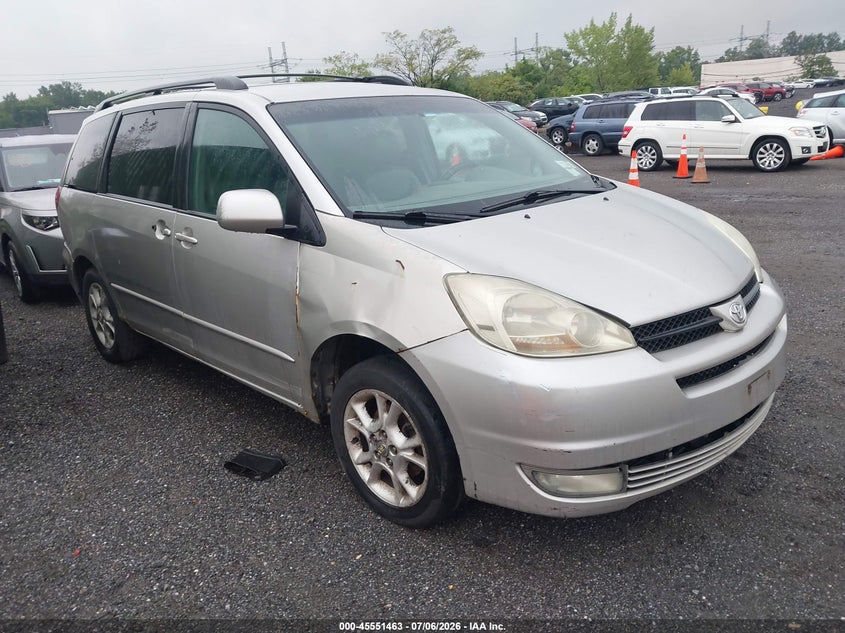 2004 Toyota Sienna VIN 5TDBA22C44S011420 IAAI salvage auction — NORMAL WEAR, Clear (New York), sold $600 on 2026-07-21 (photo 1)