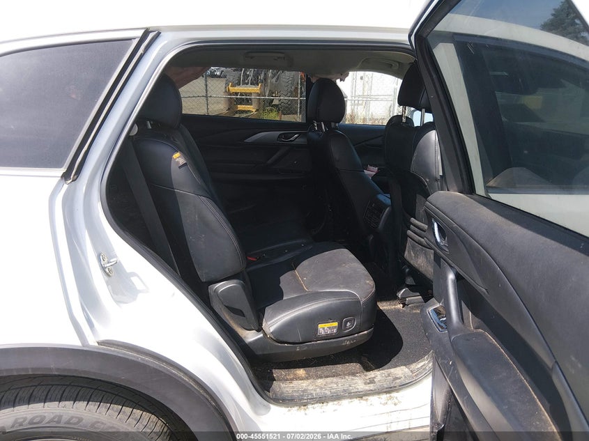 2022 Mazda Cx-9 VIN JM3TCBCY5N0605017 IAAI salvage auction — NORMAL WEAR, Salvage (Oregon), sold $4,025 on 2026-07-29 (photo 8)