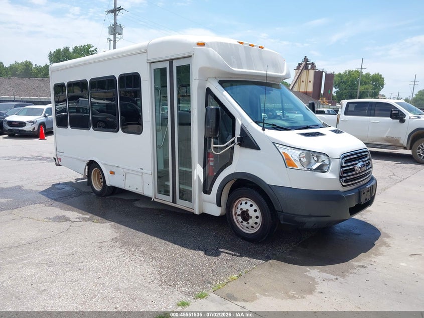 2018 Ford Transit-350 VIN 1FDES6PM2JKB31878 IAAI salvage auction — LEFT & RIGHT, Sf97 (Kansas), sold $18,100 on 2026-09-03 (photo 1)
