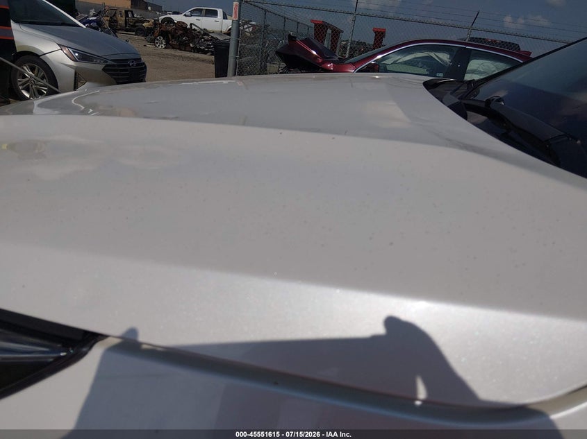 2017 Toyota Highlander VIN 5TDYZRFH8HS209814 IAAI salvage auction — HAIL, Salvage (Kansas), sold $11,525 on 2026-08-01 (photo 6)