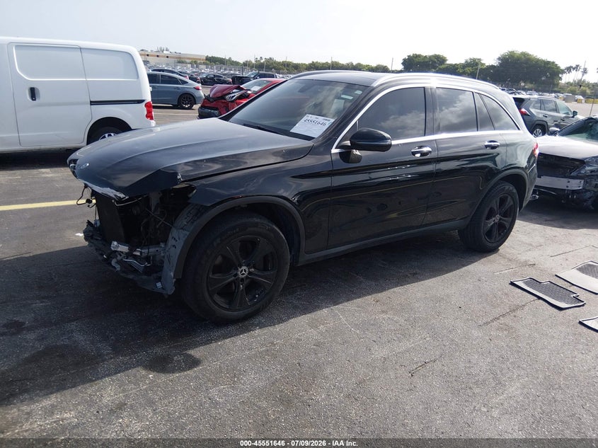 2018 Mercedes-benz Glc VIN WDC0G4KB9JV071715 IAAI salvage auction — FRONT END, Wait Title, sold $7,100 on 2026-08-12 (photo 2)
