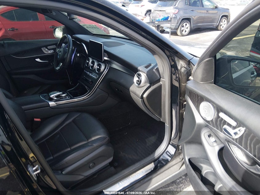 2018 Mercedes-benz Glc VIN WDC0G4KB9JV071715 IAAI salvage auction — FRONT END, Wait Title, sold $7,100 on 2026-08-12 (photo 5)