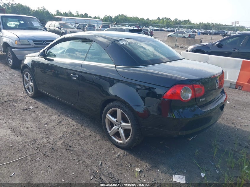 2007 Volkswagen Eos VIN WVWDA71F77V049008 IAAI salvage auction — NORMAL WEAR, Clear (Florida), sold $300 on 2026-07-21 (photo 3)