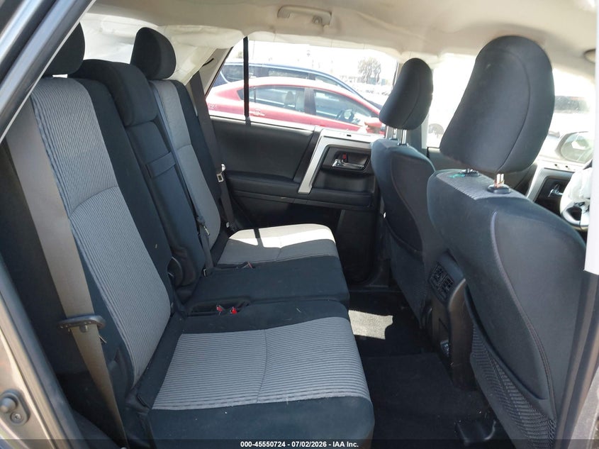 2020 Toyota 4runner VIN JTEZU5JR9L5218561 IAAI salvage auction — FRONT END, Salvage Title, sold $7,400 on 2026-07-29 (photo 8)