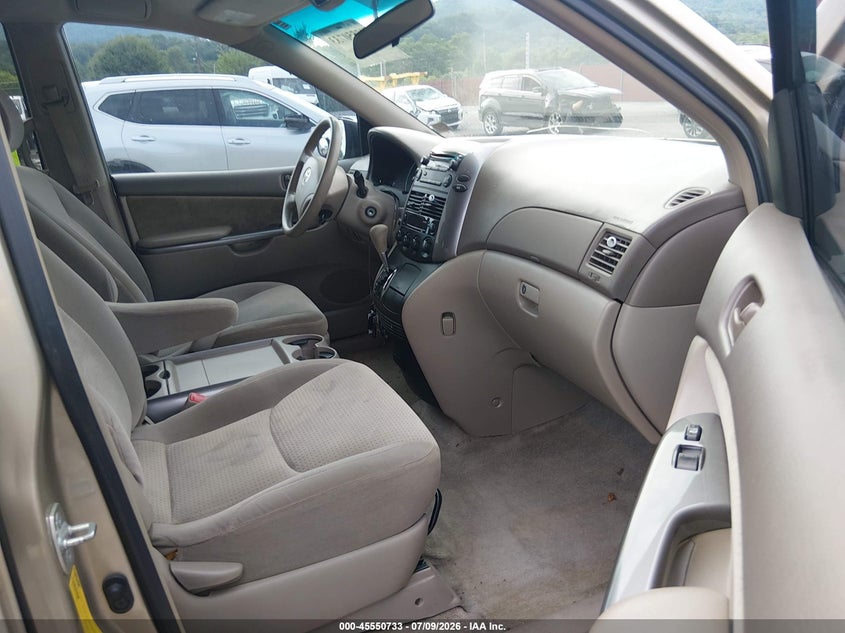 2007 Toyota Sienna VIN 5TDZK23CX7S034263 IAAI salvage auction — FRONT END, Salvage (Pennsylvania), sold $625 on 2026-07-29 (photo 5)