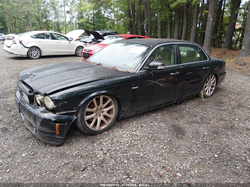 2008 Jaguar Xj series VIN SAJWA79B88SH28609 IAAI salvage auction — NORMAL WEAR, Clear (Virginia), sold $300 on 2026-07-28 (photo 2)