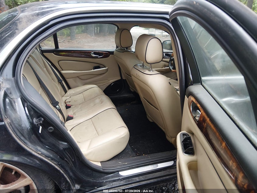 2008 Jaguar Xj series VIN SAJWA79B88SH28609 IAAI salvage auction — NORMAL WEAR, Clear (Virginia), sold $300 on 2026-07-28 (photo 8)