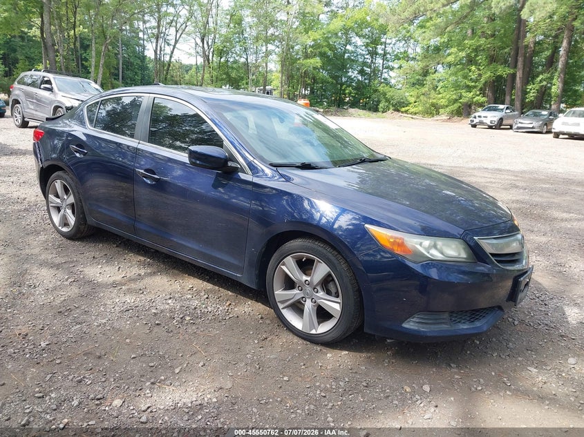 2015 Acura Ilx VIN 19VDE1F35FE010820 IAAI salvage auction — REAR END, Wait Title, sold $1,325 on 2026-09-10 (photo 1)