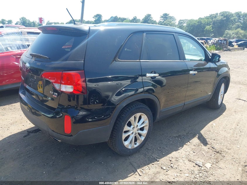 2014 Kia Sorento VIN 5XYKUDA76EG459017 IAAI salvage auction — NORMAL WEAR, Clear (New York), sold $1,300 on 2026-07-28 (photo 4)
