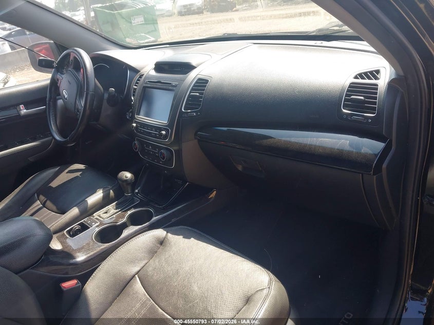 2014 Kia Sorento VIN 5XYKUDA76EG459017 IAAI salvage auction — NORMAL WEAR, Clear (New York), sold $1,300 on 2026-07-28 (photo 5)