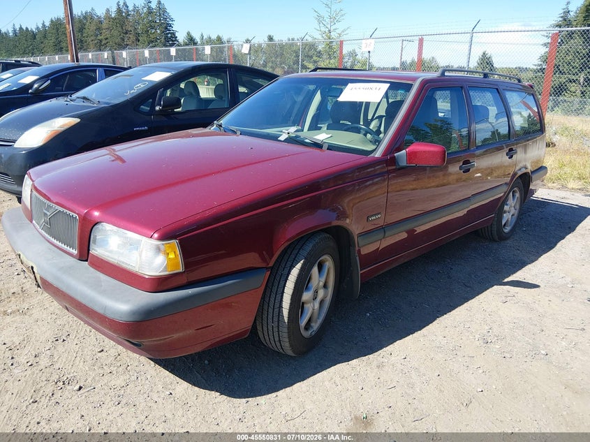 1997 Volvo 850 VIN YV1LW554XV2337575 IAAI salvage auction — NORMAL WEAR, Clear (Washington), sold $375 on 2026-07-15 (photo 2)