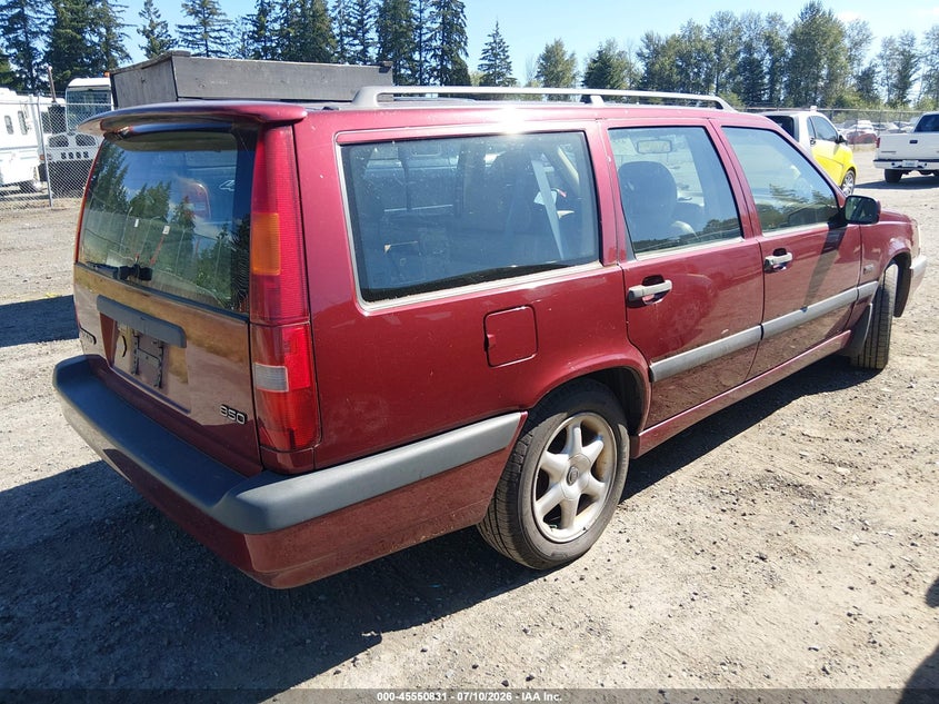 1997 Volvo 850 VIN YV1LW554XV2337575 IAAI salvage auction — NORMAL WEAR, Clear (Washington), sold $375 on 2026-07-15 (photo 4)