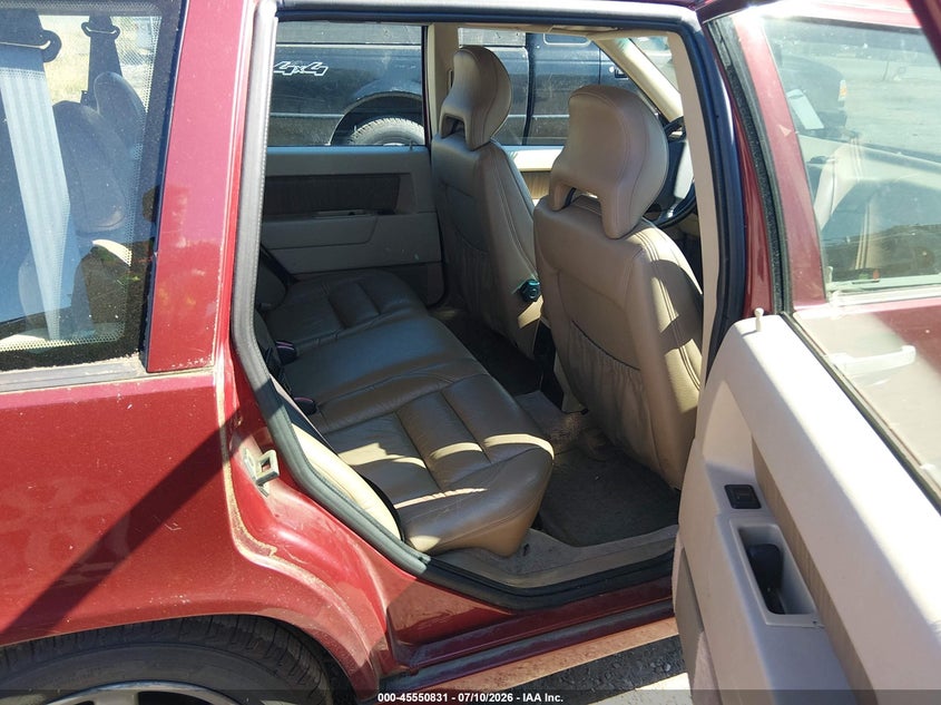 1997 Volvo 850 VIN YV1LW554XV2337575 IAAI salvage auction — NORMAL WEAR, Clear (Washington), sold $375 on 2026-07-15 (photo 8)