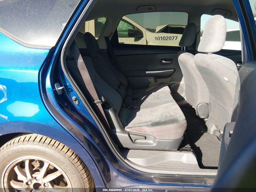 2013 Toyota Prius v VIN JTDZN3EU9D3249679 IAAI salvage auction — NORMAL WEAR, Clear-Dealer Only (Arizona), sold $650 on 2026-07-28 (photo 8)