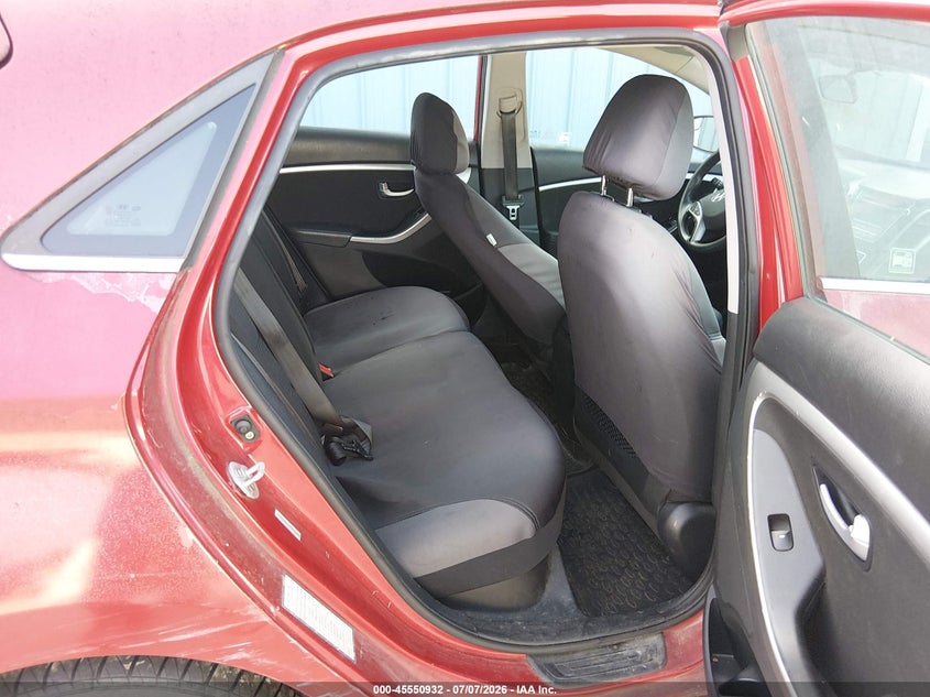 2015 Hyundai Elantra VIN KMHD35LH6FU237645 IAAI salvage auction — NORMAL WEAR, Original (Kentucky), sold $25 on 2026-07-29 (photo 8)