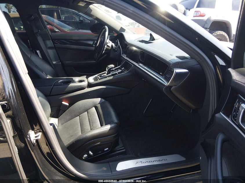 2018 Porsche Panamera VIN WP0AA2A74JL104032 IAAI salvage auction — NORMAL WEAR, Clear (Nevada), sold $19,000 on 2026-07-30 (photo 5)