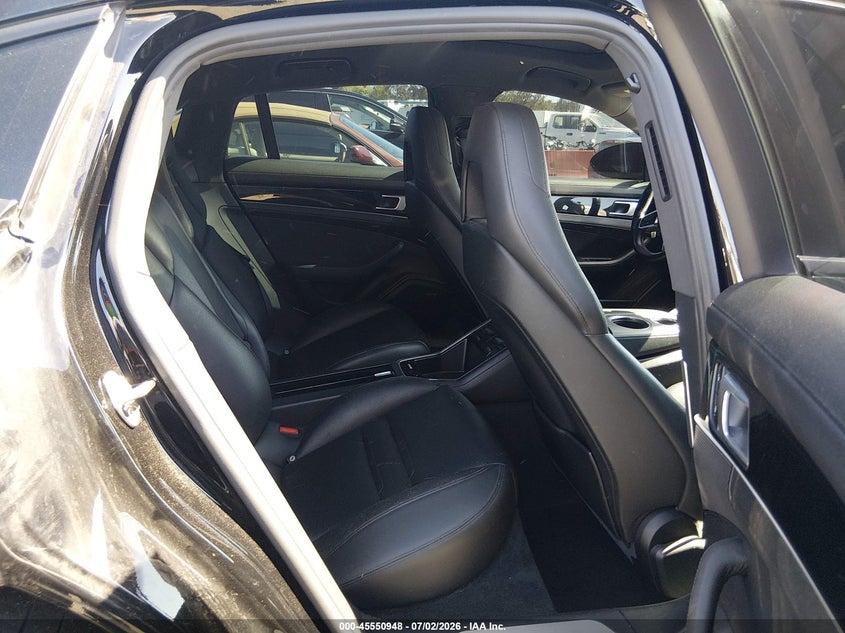 2018 Porsche Panamera VIN WP0AA2A74JL104032 IAAI salvage auction — NORMAL WEAR, Clear (Nevada), sold $19,000 on 2026-07-30 (photo 8)